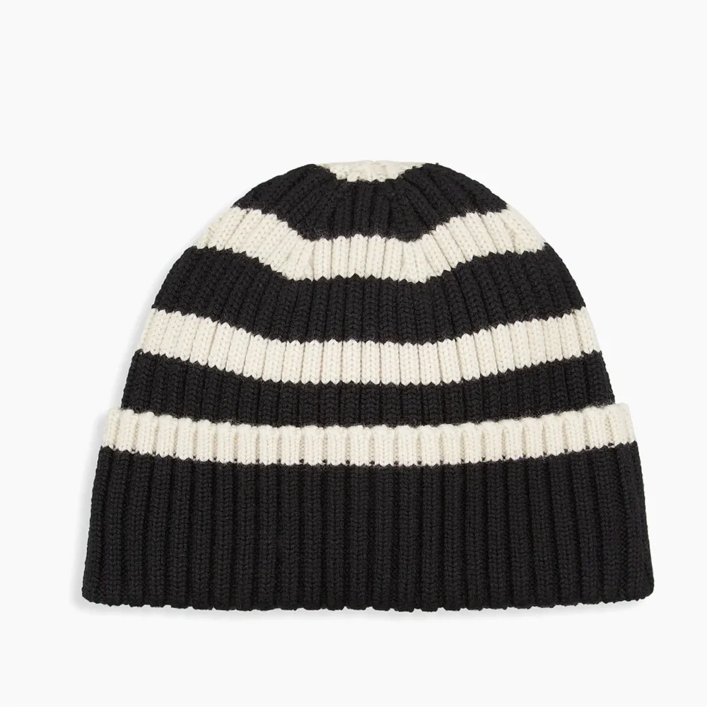 BabyGAP Black and White Striped Beanie Size 12-24 Months